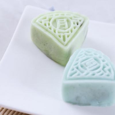 扶贫公益行：《中国村干部》走进贵州毕节